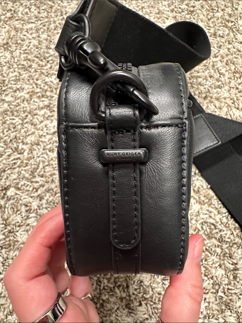 Kurt Geiger London Soho Leather Camera Bag - Picture 8 of 9